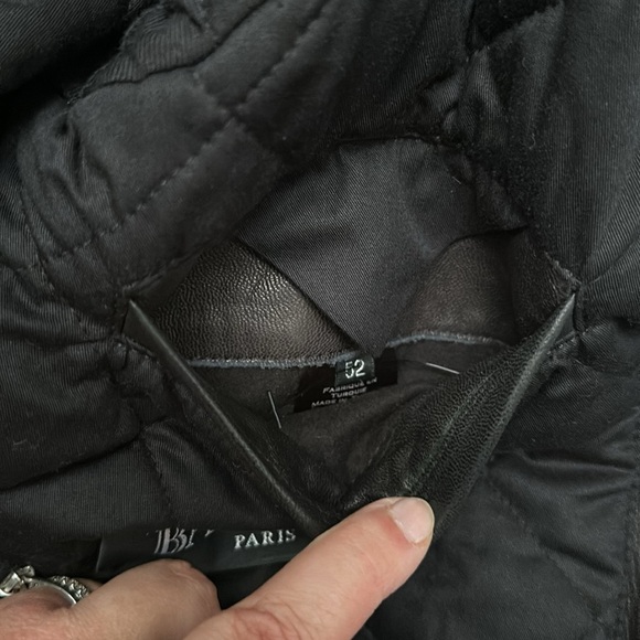 Balmain leather jacket. Size 52. Discolored on one side - Picture 12 of 12